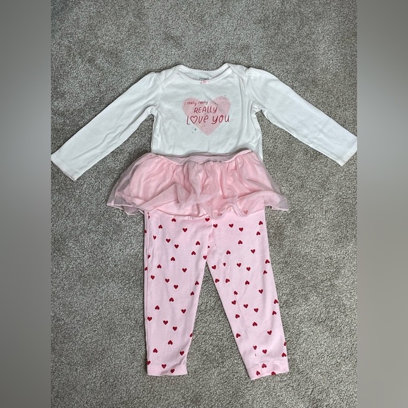 Baby Carter's 2-Piece Valentine's Day Set - Picture 3 of 9